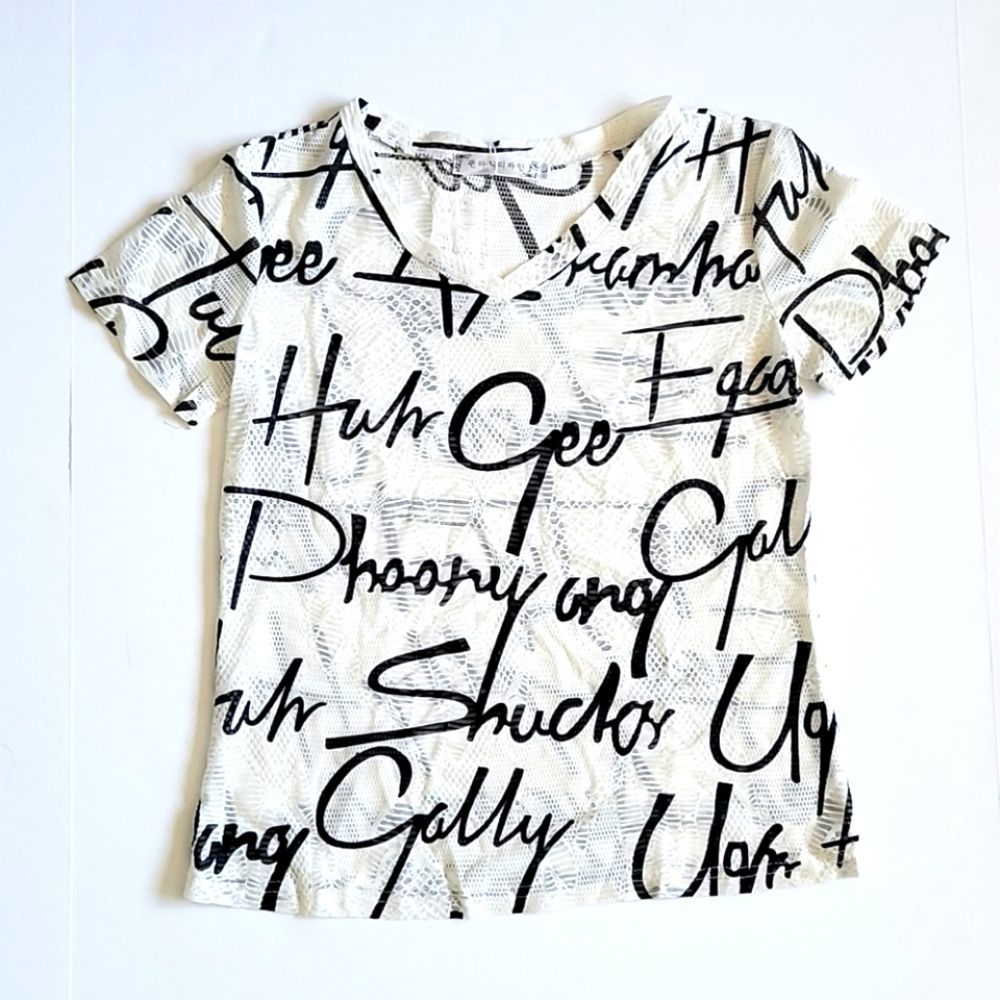 Women's Black White Sheer Short Sleeve Art Deco V-neck Shirt size L (runs small)